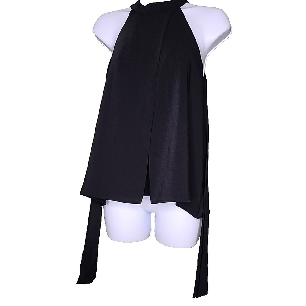 Design Lab Lord &‎ Taylor Sleeveless Halter Top Black Goth Grunge